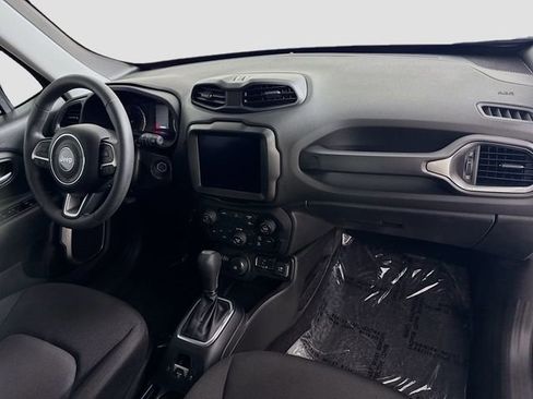 Used 2023 Jeep Renegade Latitude image 28