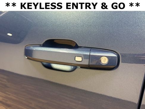 Used 2025 Chevrolet Silverado 2500 LT image 12