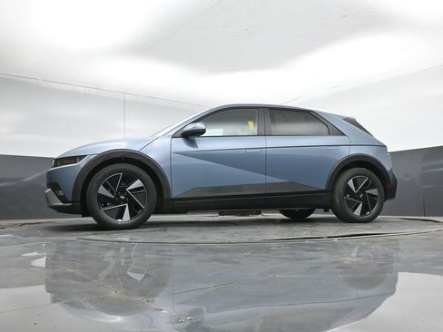 New 2026 Hyundai Ioniq 5 SE RWD image 10