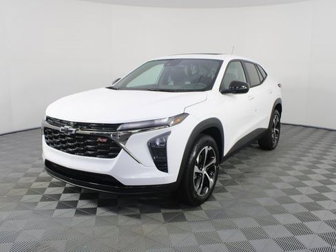 New 2026 Chevrolet Trax RS w/ Sunroof Package image 22