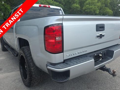 Used 2018 Chevrolet Silverado 1500 Custom w/ Custom Value Package RWD image 4