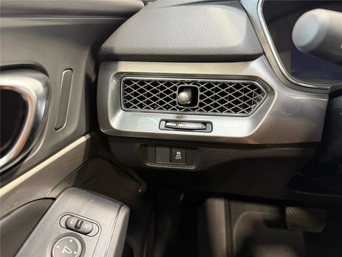 New 2026 Acura Integra image 13