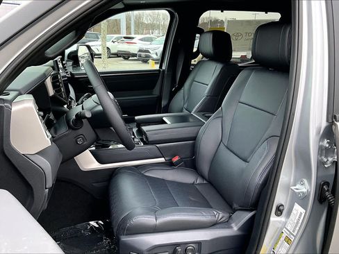 New 2026 Toyota Tundra Platinum AWD/4WD image 9