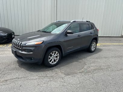 Used 2017 Jeep Cherokee Latitude w/ Safety/Convenience Group