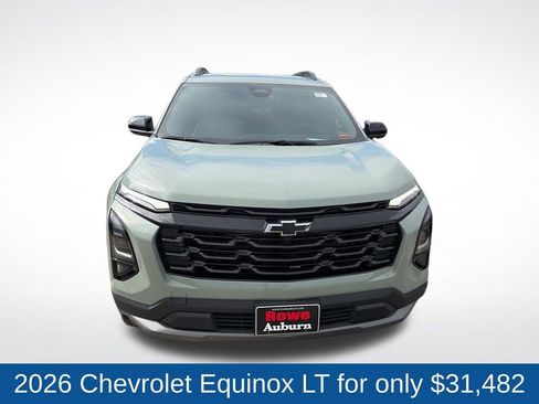 Used 2026 Chevrolet Equinox LT w/ Convenience Package II AWD/4WD image 2