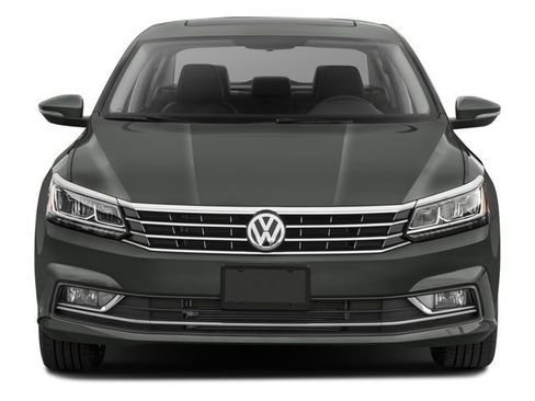 Used 2017 Volkswagen Passat 1.8T S FWD image 4