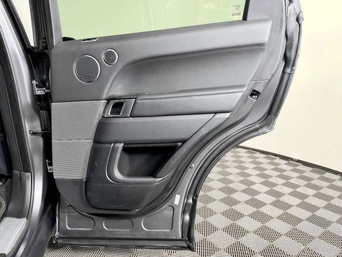 Used 2018 Land Rover Range Rover Sport Supercharged image 45