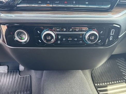 Used 2023 GMC Sierra 1500 Elevation AWD/4WD image 22
