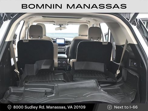 Used 2020 Ford Explorer XLT w/ Equipment Group 202A image 11