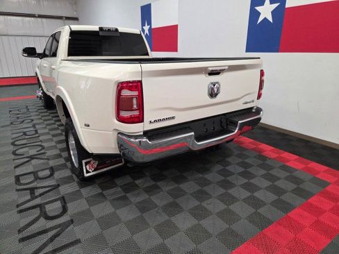 Used 2019 RAM 3500 Laramie image 11