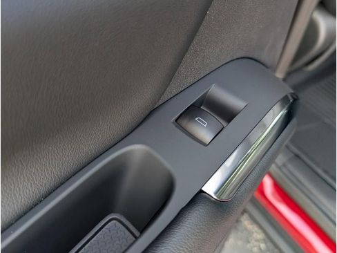 New 2026 Chevrolet Traverse LT w/ Driver Confidence Package image 11