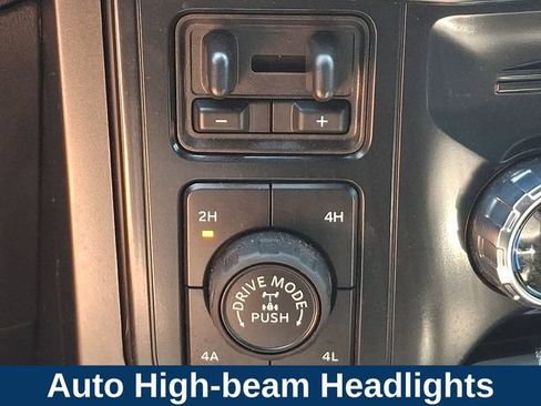 Used 2025 Ford F150 Lariat AWD/4WD image 16