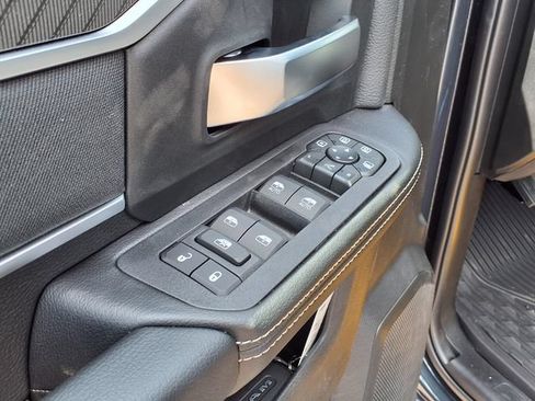 New 2026 RAM 3500 Big Horn AWD/4WD image 4