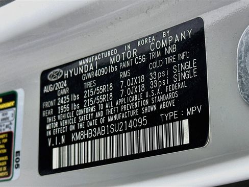 Used 2025 Hyundai Kona SEL FWD image 12