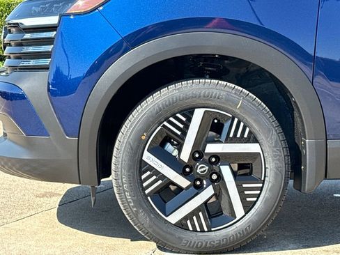 New 2026 Nissan Kicks SV image 6