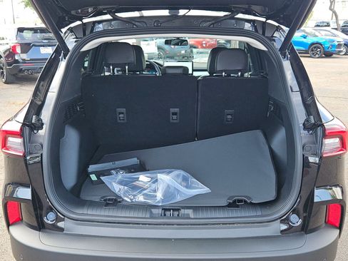 New 2025 Ford Escape SE w/ PHEV Premium Package image 4
