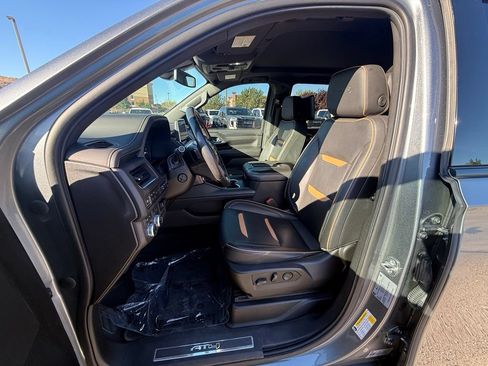 Used 2021 GMC Yukon AT4 w/ AT4 Premium Plus Package AWD/4WD image 10