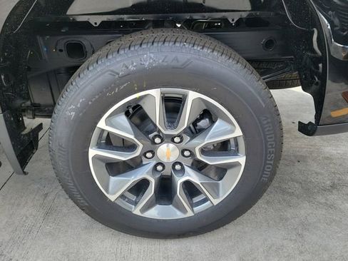 New 2026 Chevrolet Silverado 1500 LT w/ Convenience Package II RWD image 5