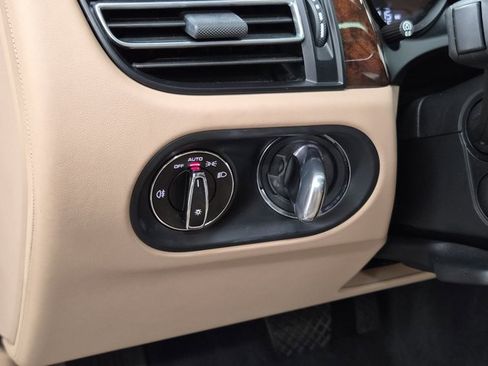 Used 2021 Porsche Macan S image 26