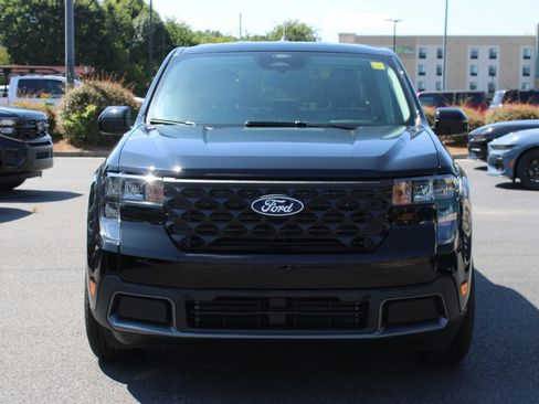 New 2026 Ford Maverick XLT w/ XLT Luxury Package FWD image 21