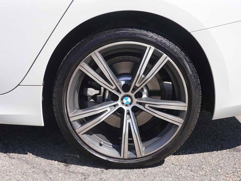 Used 2022 BMW 330i xDrive Sedan w/ Premium Package 2 image 21