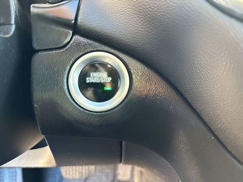 Used 2022 Chevrolet Equinox LT image 29