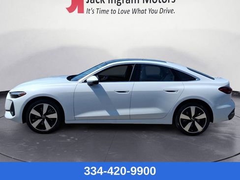 New 2025 Audi A5 2.0T Prestige image 2