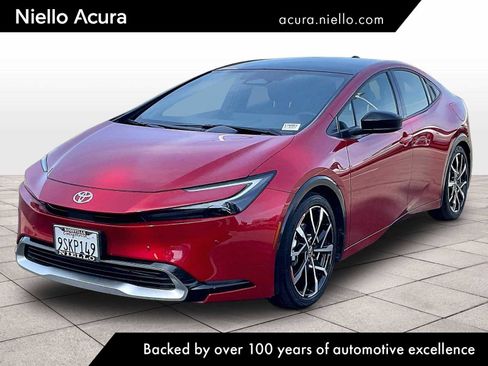 Used 2024 Toyota Prius Prime image 1