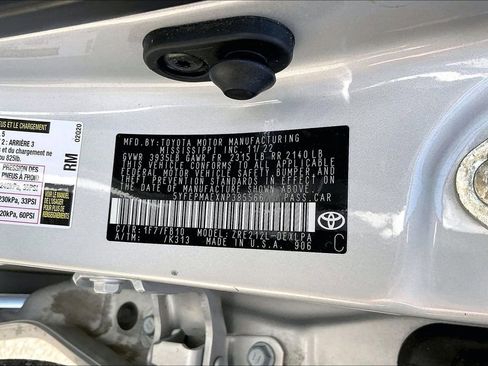 Used 2022 Toyota Corolla LE FWD image 31