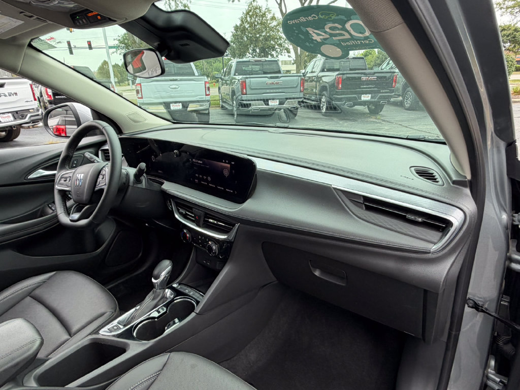 Certified 2024 Buick Encore GX Sport Touring FWD image 17