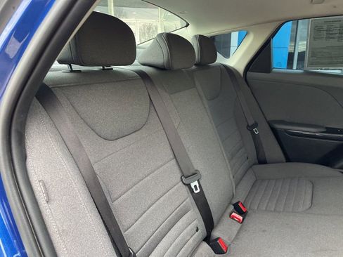 Used 2025 Kia K4 EX image 32