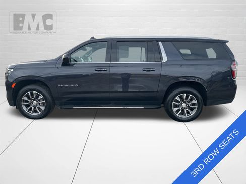 Used 2023 Chevrolet Suburban LT image 8