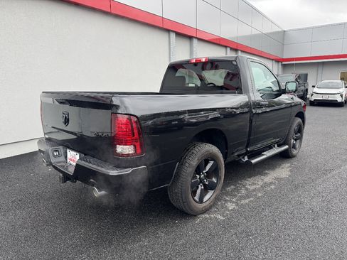Used 2015 RAM 1500 Express w/ Black Ram 1500 Express Group image 5