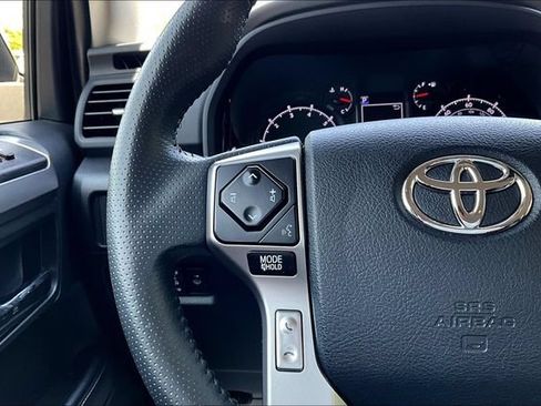 Used 2023 Toyota 4Runner SR5 AWD/4WD image 11