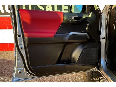 Used 2023 Toyota Tacoma SR5 w/ Technology Package image 18