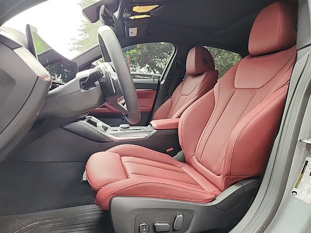 Used 2025 BMW 430i w/ M Sport Package RWD image 2