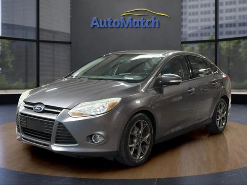 Used 2013 Ford Focus SE FWD image 4