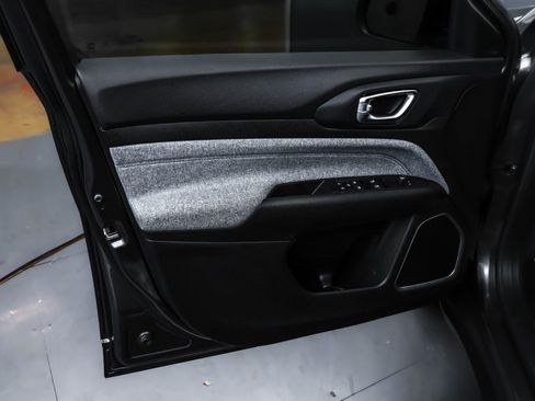 Used 2022 Jeep Compass Latitude w/ Convenience Group image 20