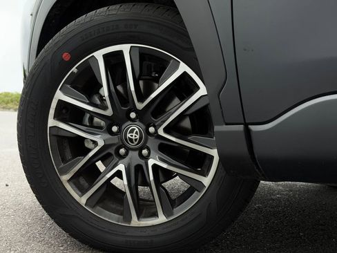 Certified 2026 Toyota Corolla Cross XLE image 26