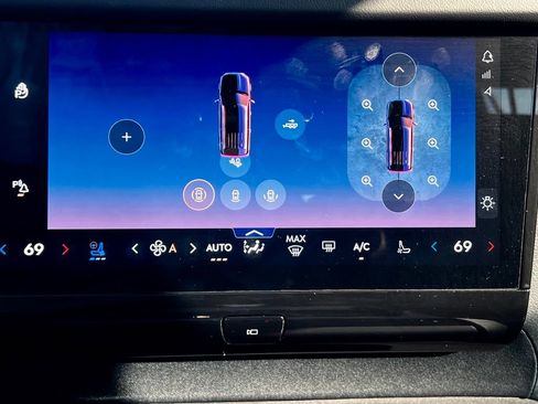 Used 2025 Lincoln Navigator Reserve AWD/4WD image 44