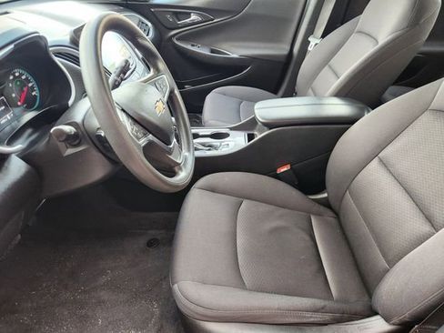 Used 2022 Chevrolet Malibu LT image 11