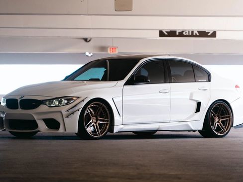 Used 2018 BMW M3 Sedan w/ Competition Package image 5