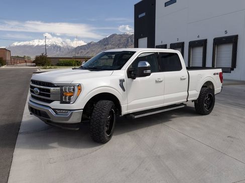 Used 2021 Ford F150 Lariat w/ Max Trailer Tow Package AWD/4WD image 4