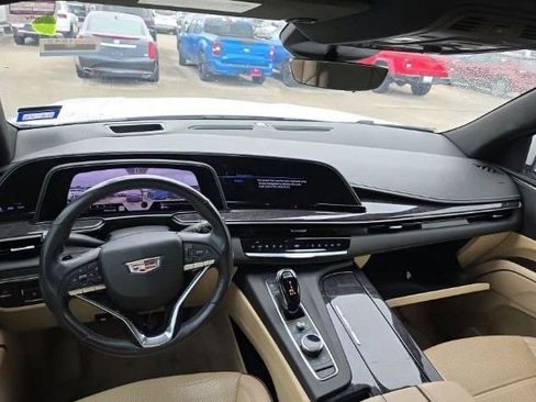 Used 2021 Cadillac Escalade Premium Luxury w/ Performance Package RWD image 2