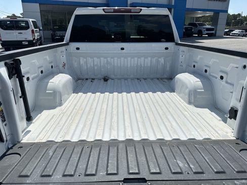 Used 2025 GMC Sierra 1500 SLT RWD image 18