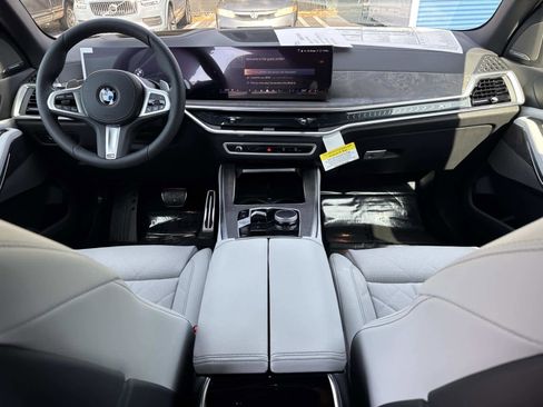 New 2026 BMW X5 xDrive40i w/ M Sport Package image 16