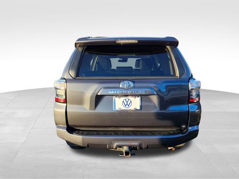 Used 2023 Toyota 4Runner SR5 Premium image 5