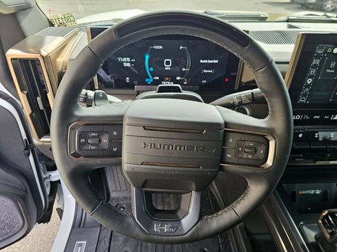 Used 2025 GMC Hummer EV 3X w/ Extreme Off-Road Package image 28