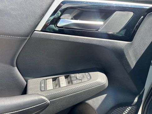 Used 2022 Mitsubishi Outlander SE AWD/4WD image 19