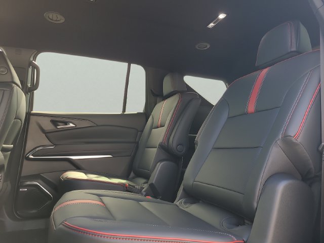 New 2027 Chevrolet Traverse RS FWD image 11